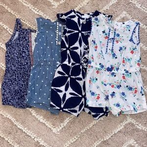 CARTERS // 4 sets of rompers